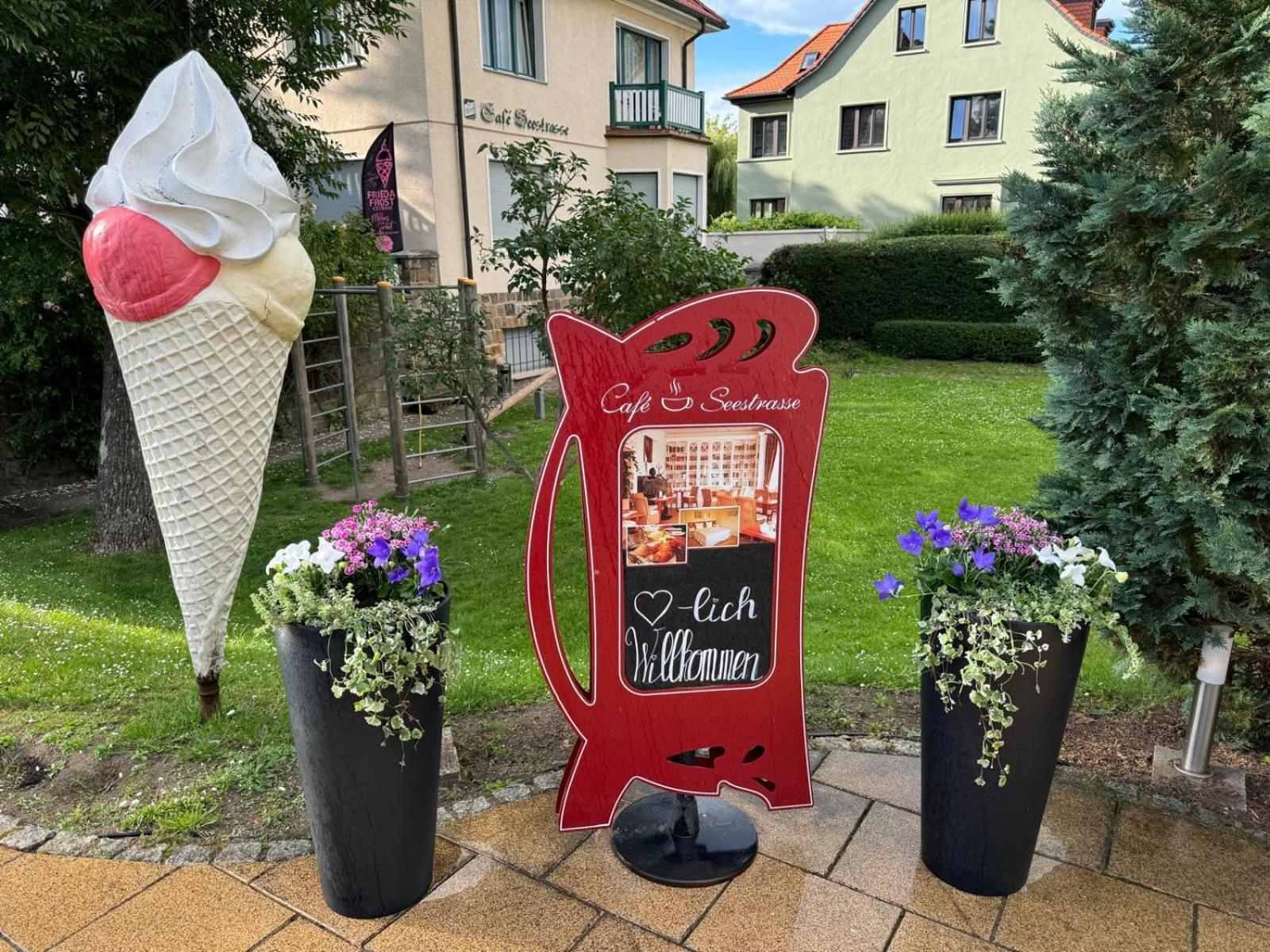 Cafe'seestrasse