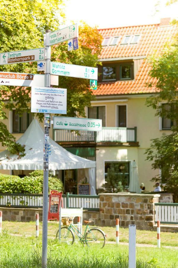 Cafe'seestrasse * Magdeburg