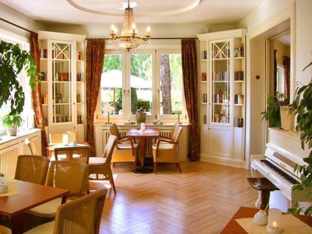 Cafe'seestrasse Guest house *